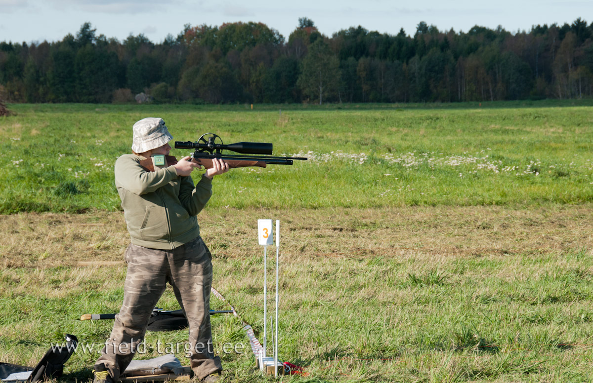 Oliver Vanamets standing in Line 3